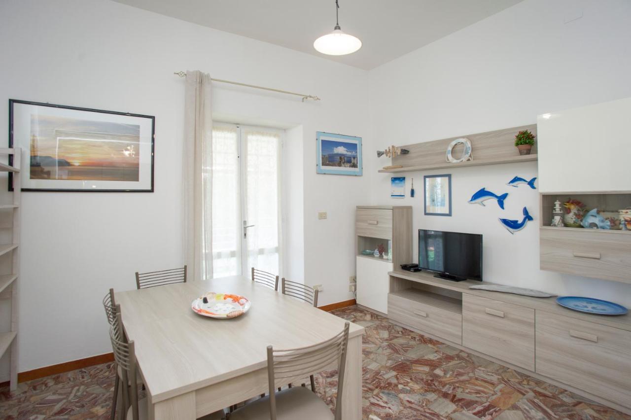 Villa La Terrazza Sul Mare - Goelba فيتوفايا المظهر الخارجي الصورة